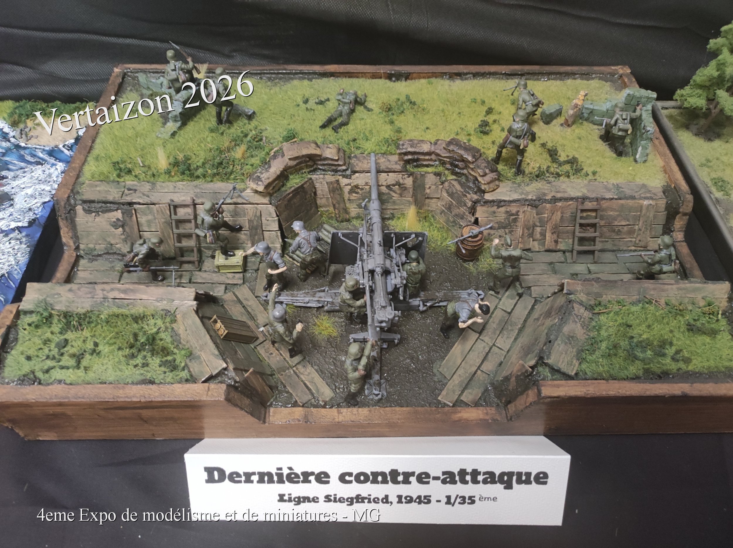 Diorama 1945.jpg